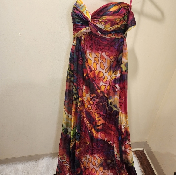 LA FEMME  long evening backless strapless Light weight fit and flare dress 2 - Picture 3 of 12